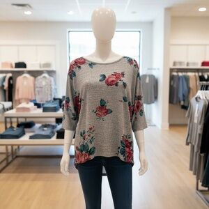 Bobbie Brooks Gray with roses dressy tee. This is super soft and versatile